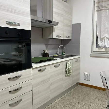 Casa Della Pesa 아파트 파엔차